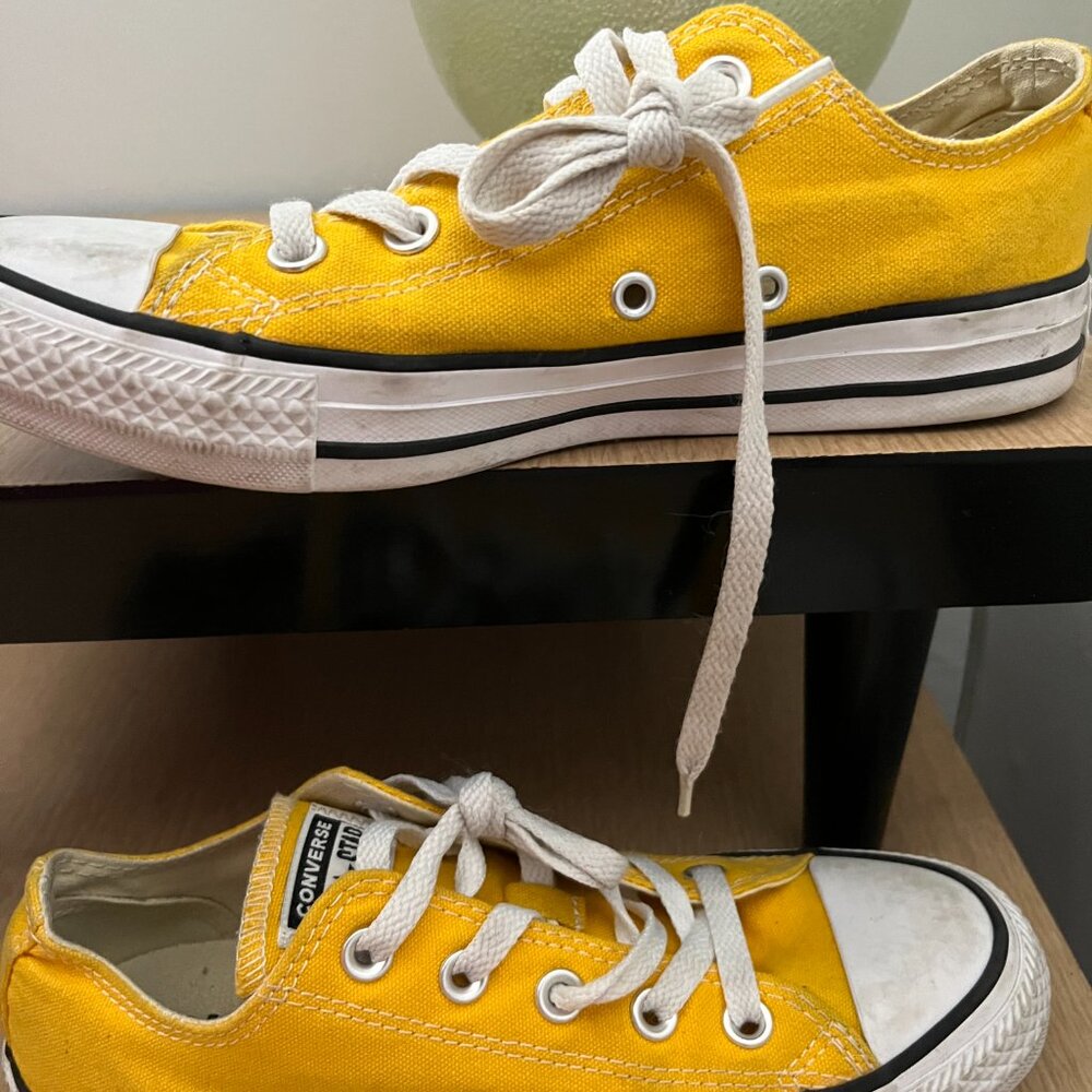 EUC CTAS Converse Low 'Lemon Chrome' - 130129F (4M / 6W) - Picture 4 of 6